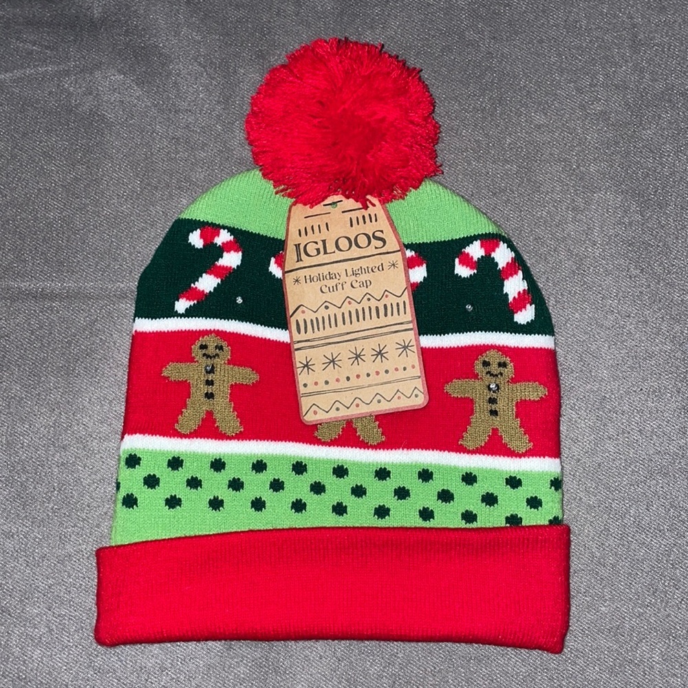 Holiday lighted cuff cap.  IGLOOS.​